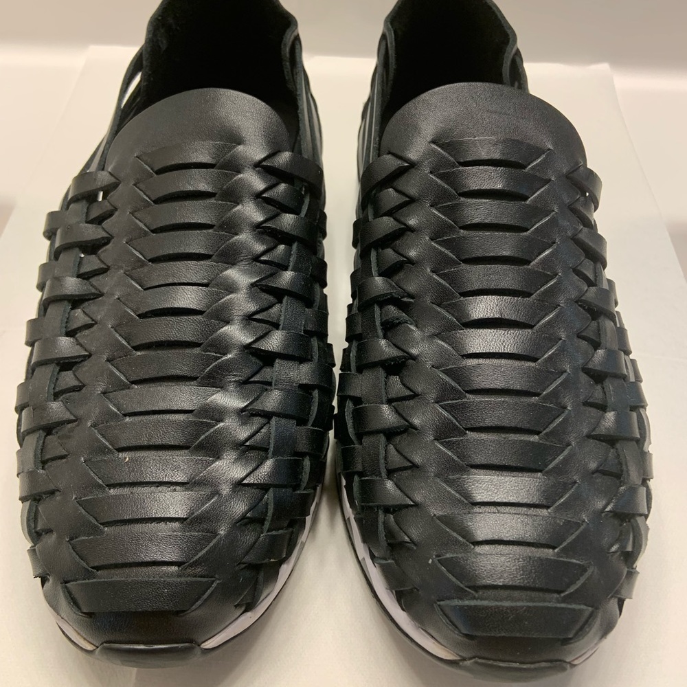 Women shoes/sneakers